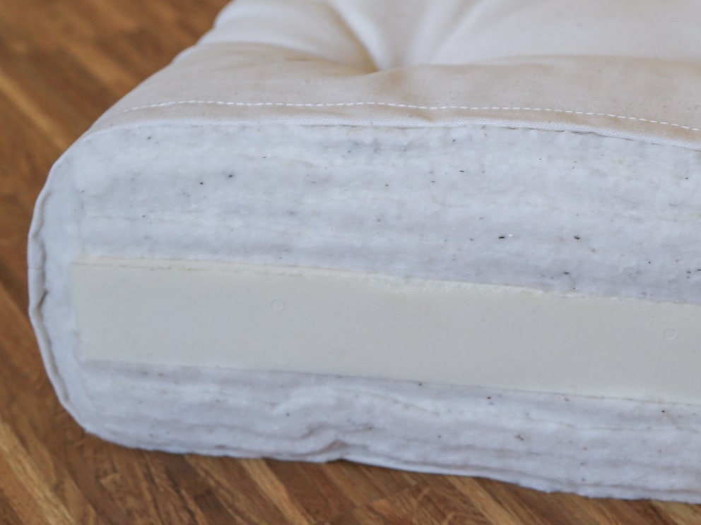 Kern van natuurlatex, bedekt met katoen