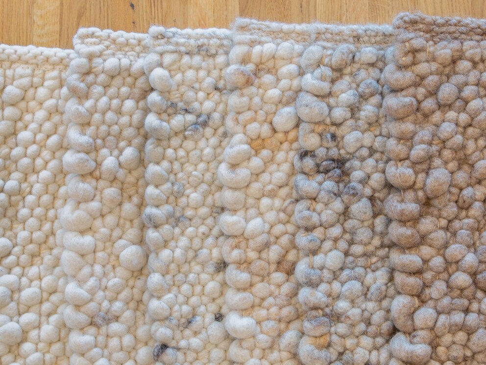 6 coloris harmonieux, magistralement composés à partir de la laine de différentes races de moutons