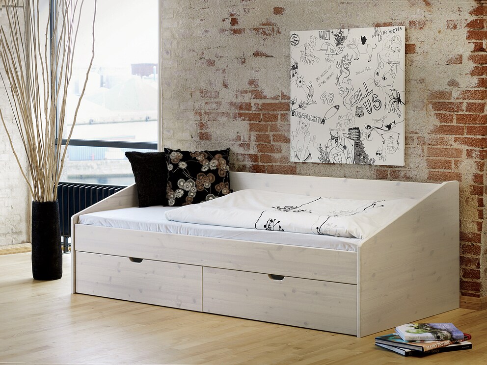 Serra ladebed is ook een lust voor het oog in wit geglazuurd grenen