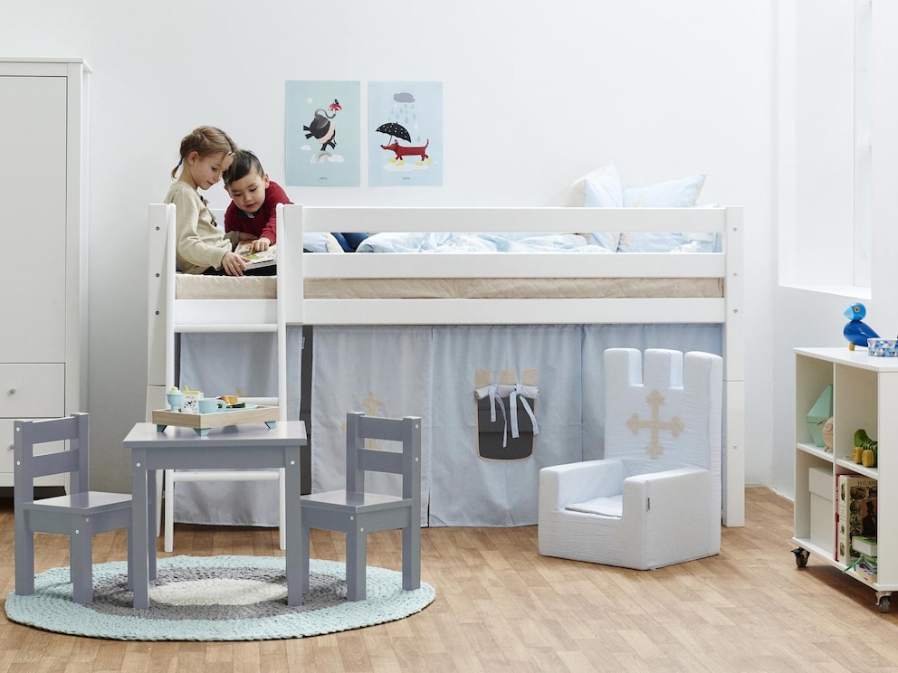 Motiv Ritterburg: Ein Märchenschloss für kleine Burgfräulein und Ritter