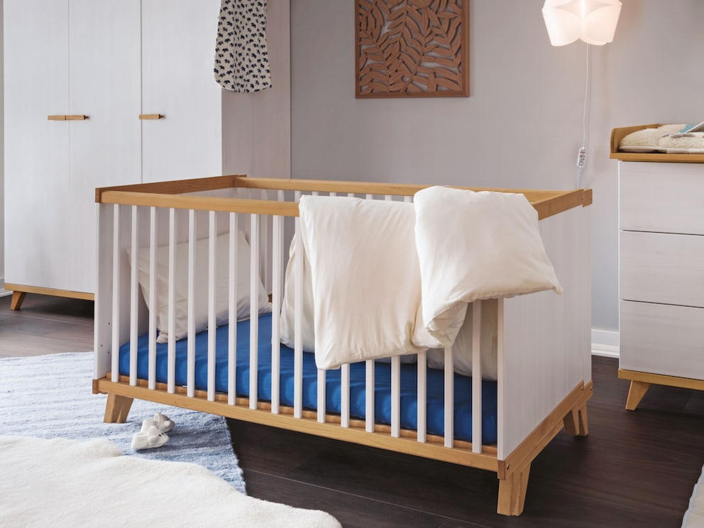 Le drap-housse « Natura-Colora » met de la couleur dans le lit de votre bébé ou de votre enfant
