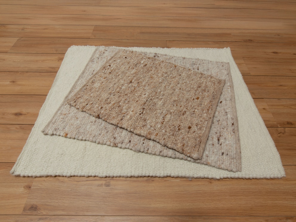 Edle und natürliche Farben naturweiß, beige und braun