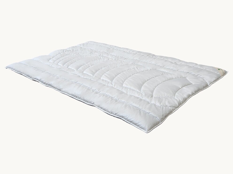 Kameelhaar, de natuurlijke klimaatvezel, zorgt voor een evenwichtig slaapcomfort, ook in de winter