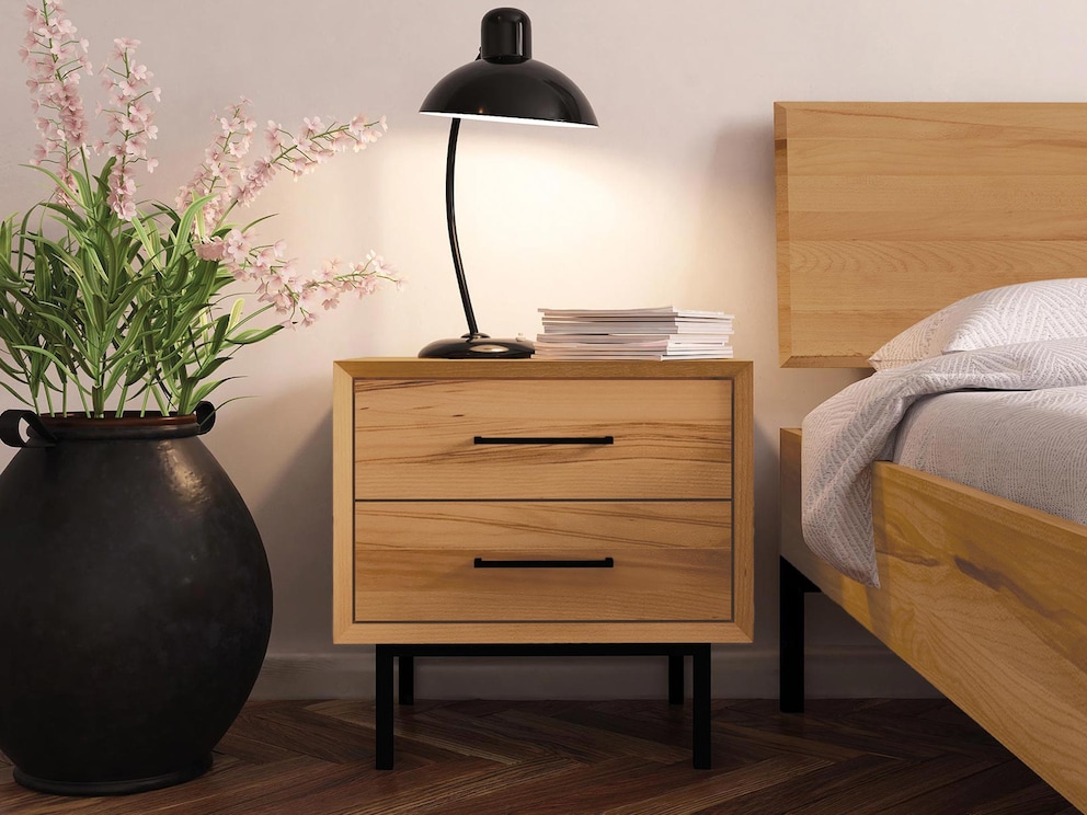 Nachtkastje Parquetta heeft een elegante moderne uitstraling - hier variant 02 in beuken kernhout