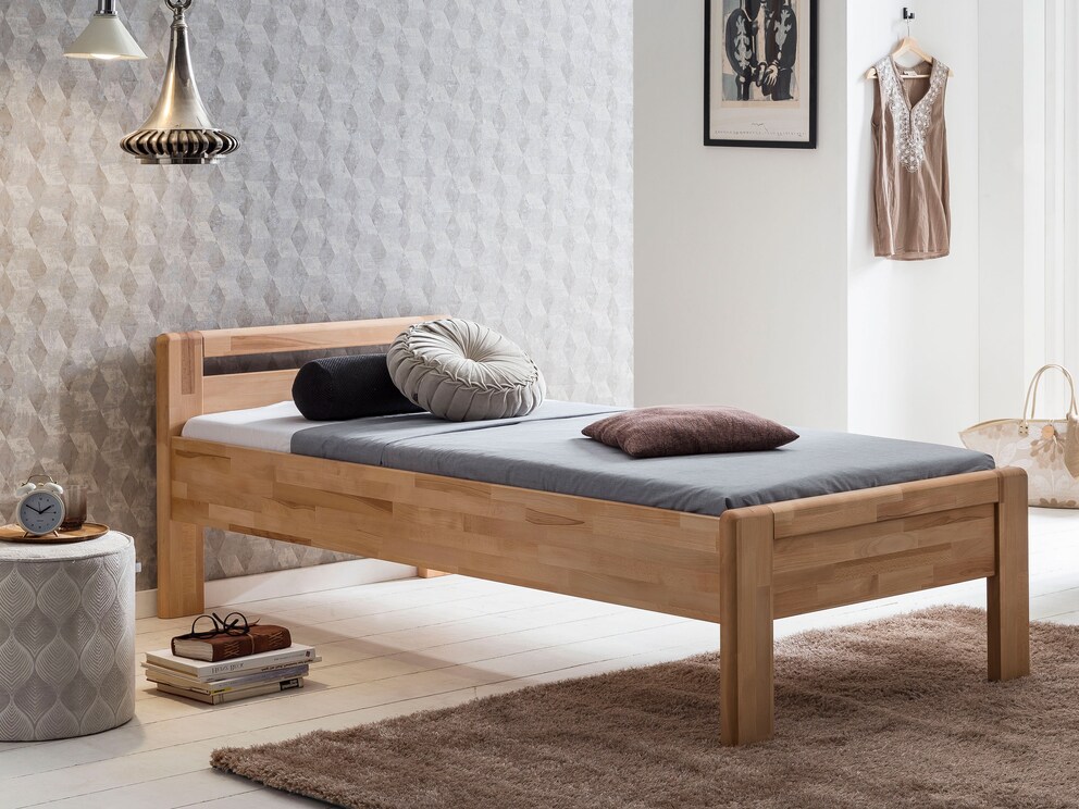 Livello massief houten bed in geoliede kernbeuk met afgeronde hoeken