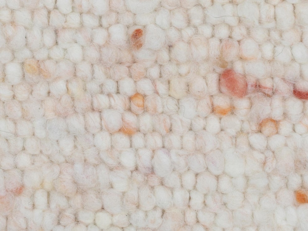 « rose-terra moucheté » - mélange discret avec des tons rouge naturels