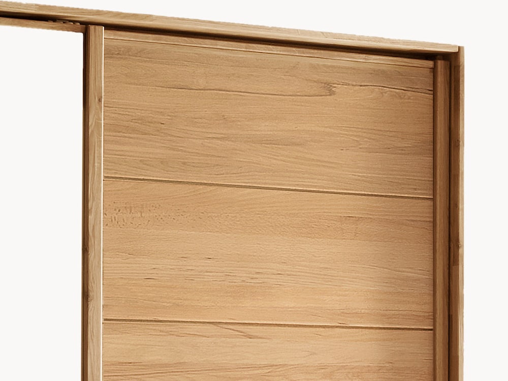 Un bel entourage pour votre armoire