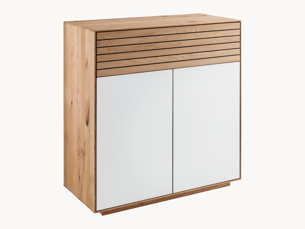 Dressoir Fiella (links) in wit glas en wild eiken voor een moderne, uitnodigende uitstraling