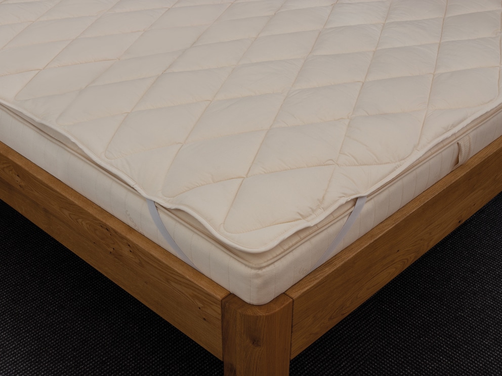 Pflegeleichtes Unterbett mit bestem Feuchtigkeits-Ausgleich, gefüllt mit 100 % schadstoffgeprüftem Lyocell/Tencel