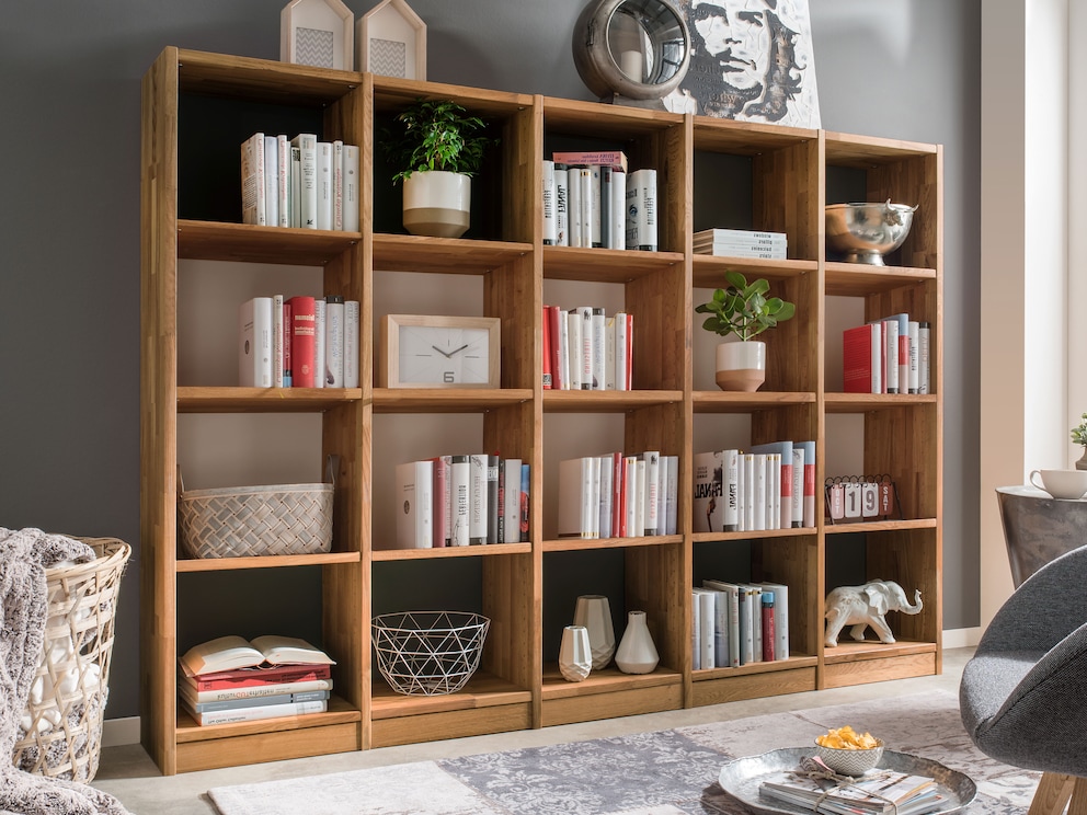 Veelzijdig rekkensysteem Alea van massief wild eikenhout