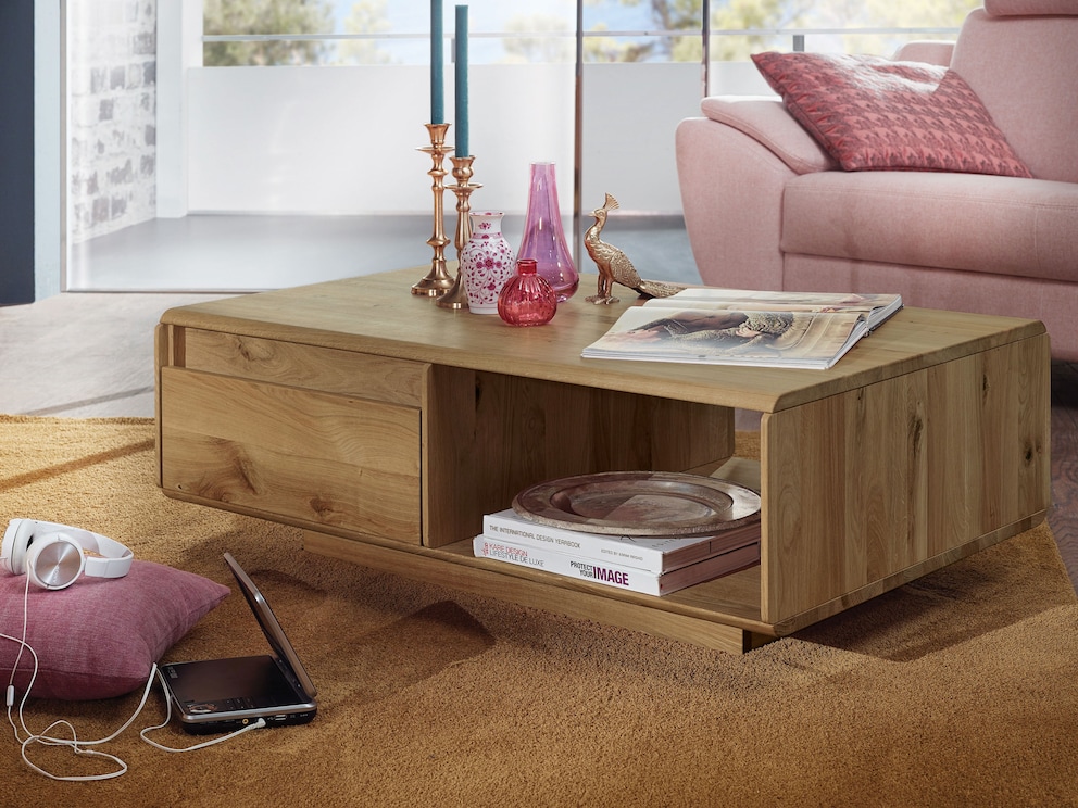 Compacte salontafel gemaakt van edele wilde eik - mooi en praktisch