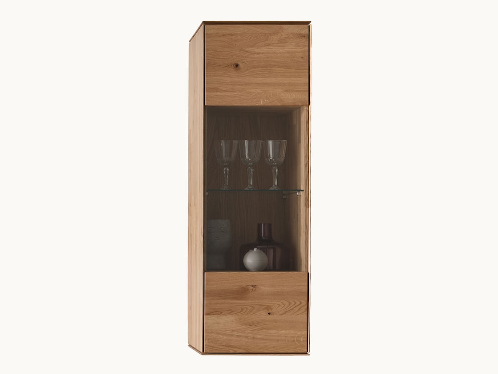 Lichte en luchtige look in een no-frills design gemaakt van fijn wild eikenhout