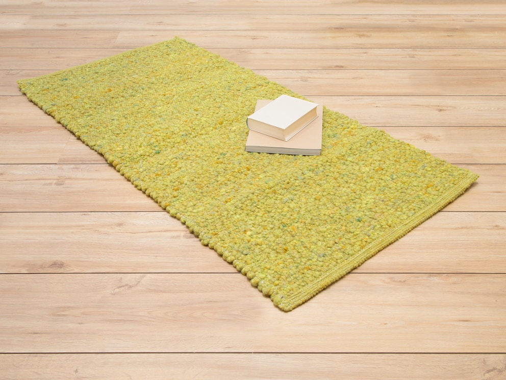 Tapis en laine vierge tissé à la main « Sobria-Colora » - ici en vert vif
