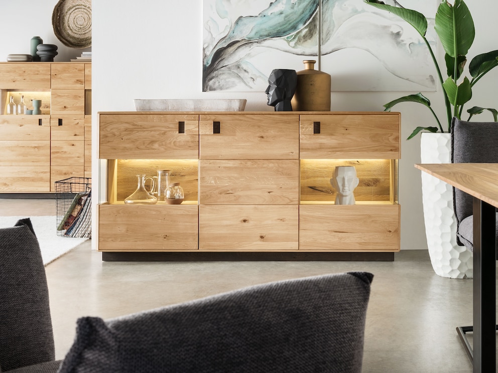 Sideboard « Ovaro » - un bijou noble et rustique dans un mélange raffiné de matériaux