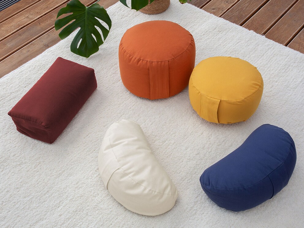 Nos coussins de méditation en un coup d'œil - « Asana » ici en bleu foncé