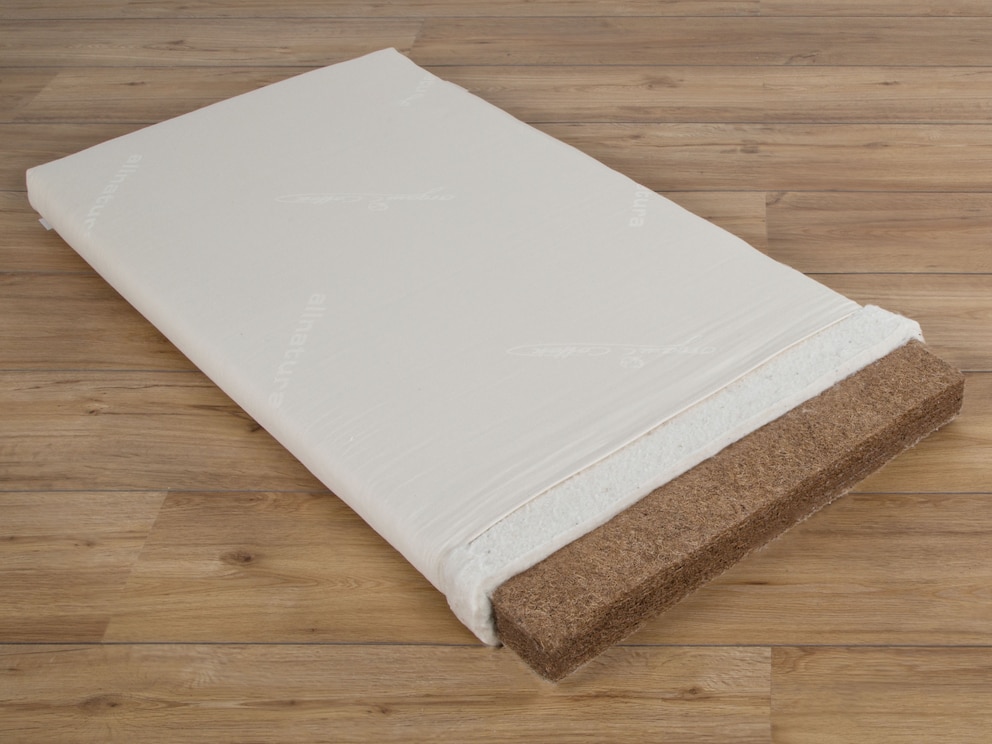 Kindermatras Coco met wattering van scheerwol - puur natuur in het kinderbed