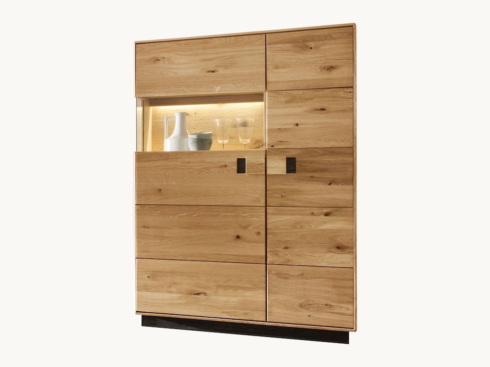 Elegante vitrinekast in een geraffineerde mix van materialen - links variant 02, rechts variant 03