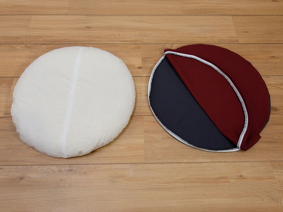 Housse de rechange de haute qualité pour le coussin douillet pour animal de compagnie « Suave », ici in bordeaux