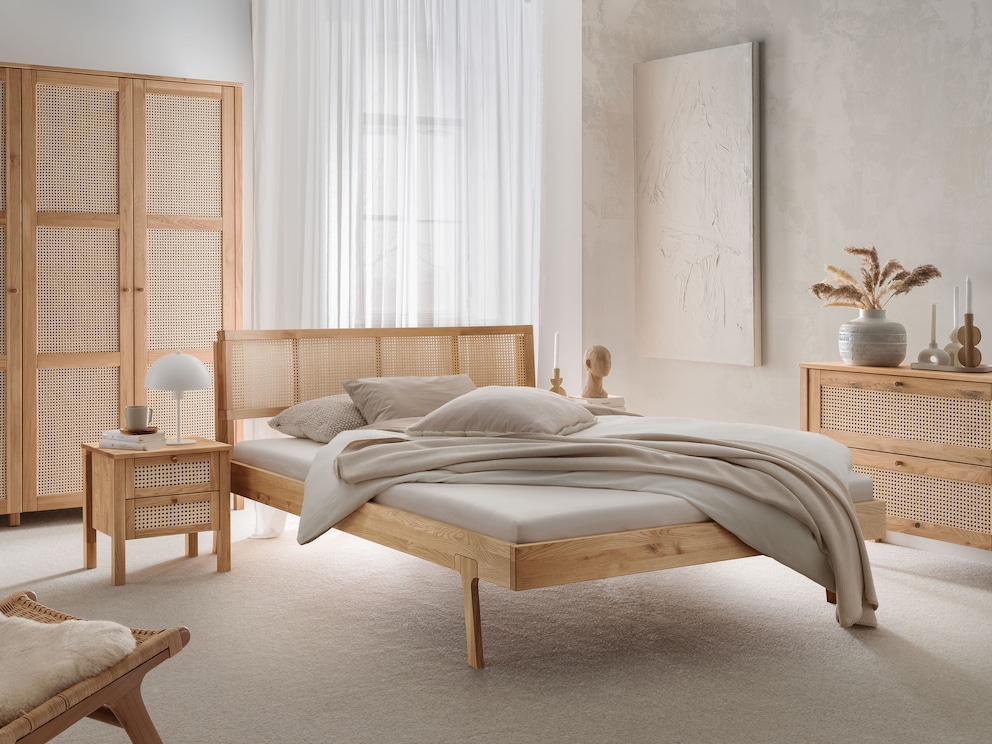 Lit « Belvedere » en chêne sauvage avec tressage viennois