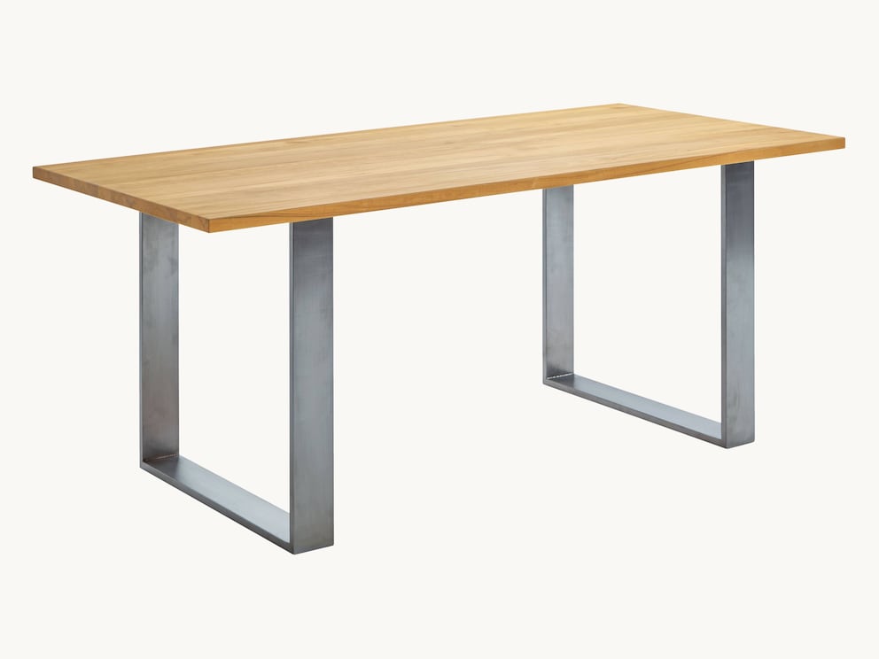 Mercedo combineert een elegant roestvrij stalen frame met hoogwaardig massief hout - hier beuken kernhout.