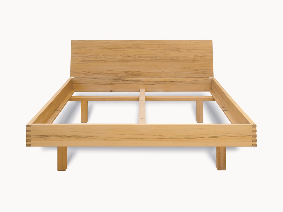 Bedframe zonder lattenbodem massief houten bed Verona in beuken kernhout