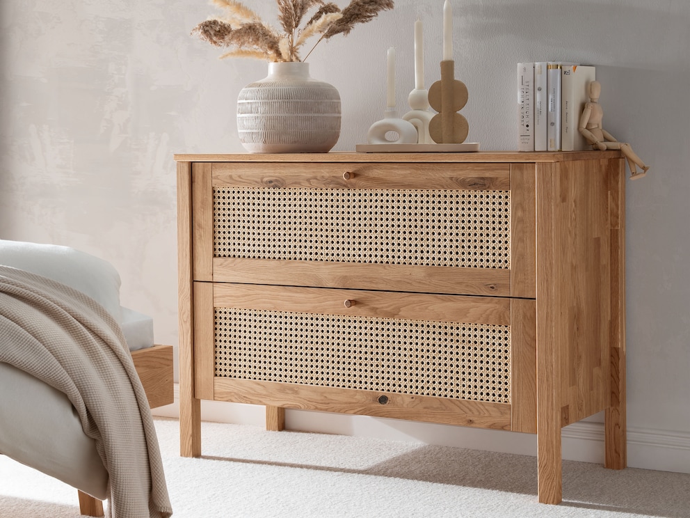 Commode « Belvedere », une combinaison de chêne sauvage et de tressage viennois