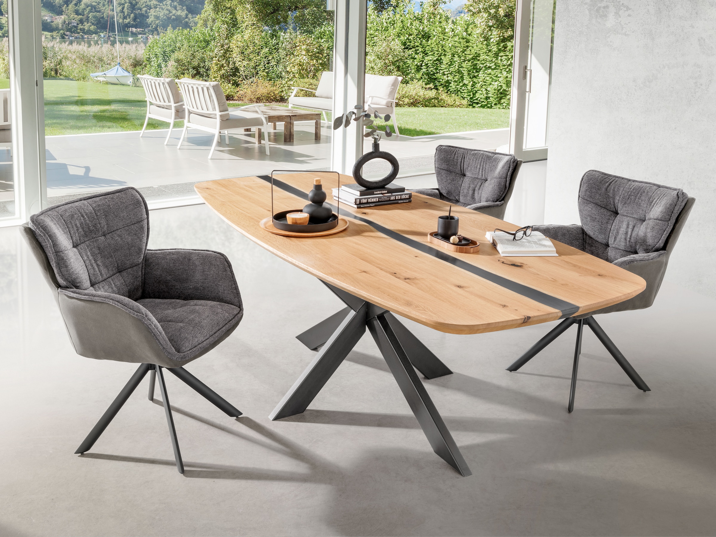 Tisch "Aresina ovalis" | A-Form | Manufakturqualität | Vegan