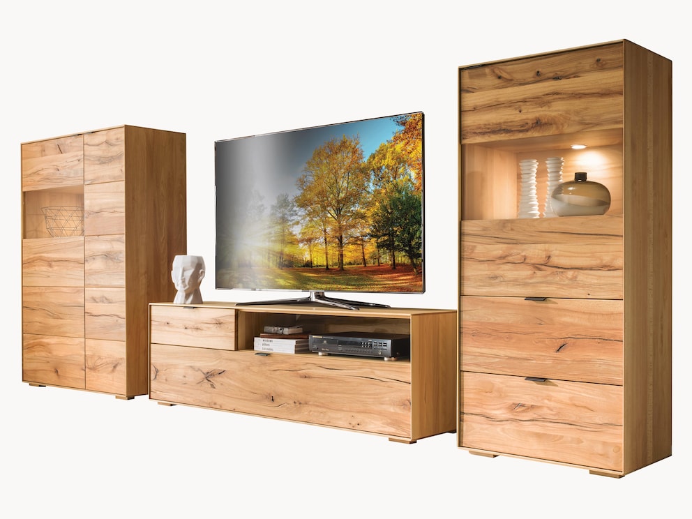 Doordachte combinatie voor uw woonkamer - op de foto Variant 01 in levendig wild hart beuken
