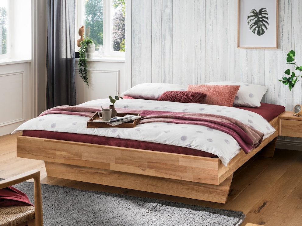 De perfecte oplossing onder het schuine dak - Vivaro zwevend bed als ligstoel zonder hoofdeinde
