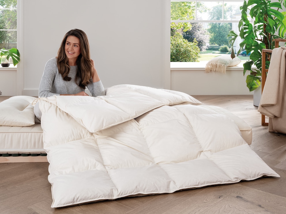Sensation de bien-être durable avec la couette en duvet Ansara-Superior toute l'année