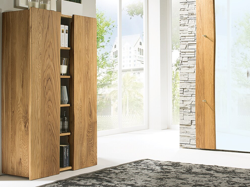 Loca highboard, hier variant 02, is een blikvanger in uw inkomhal