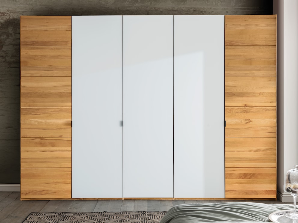 5 portes combinées à partir de modules individuels - ici en cœur de hêtre