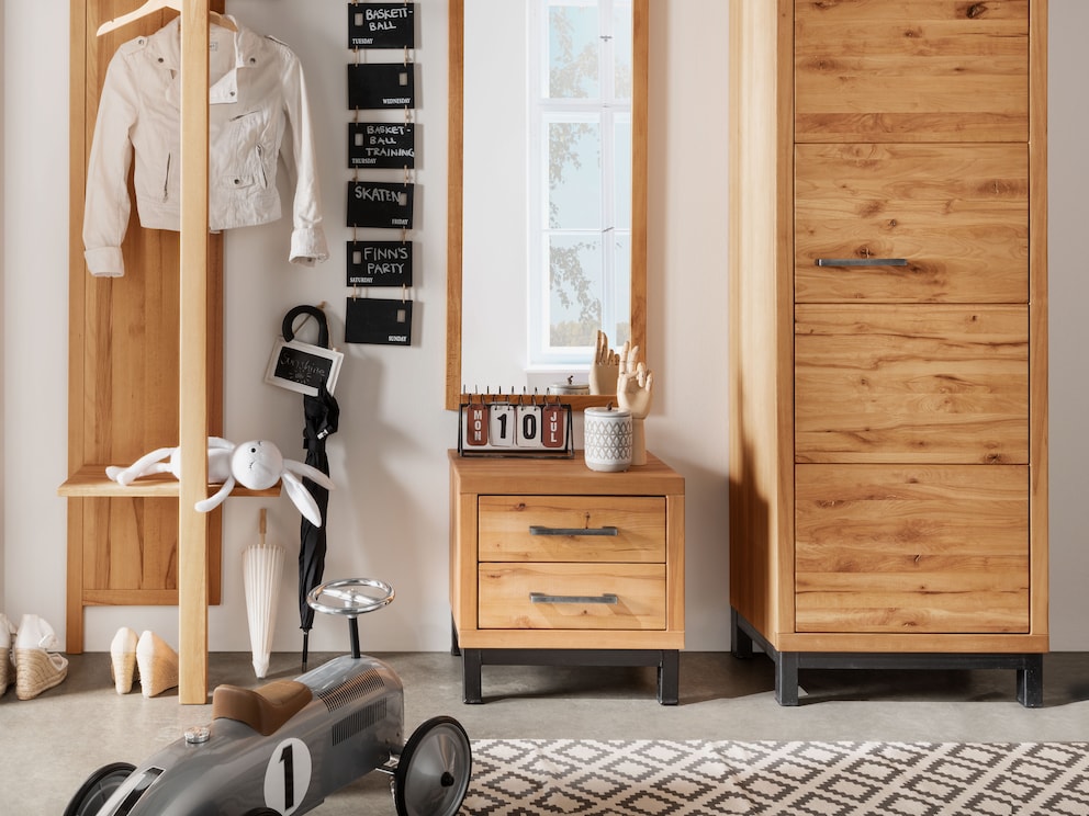 Hier variant 01 gecombineerd met spiegel, halkast en Locana garderobe