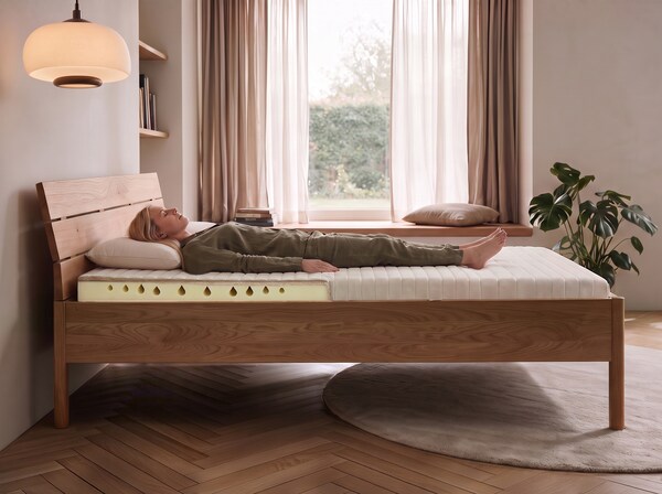 Matelas mousse avec confort de couchage élastique point par point