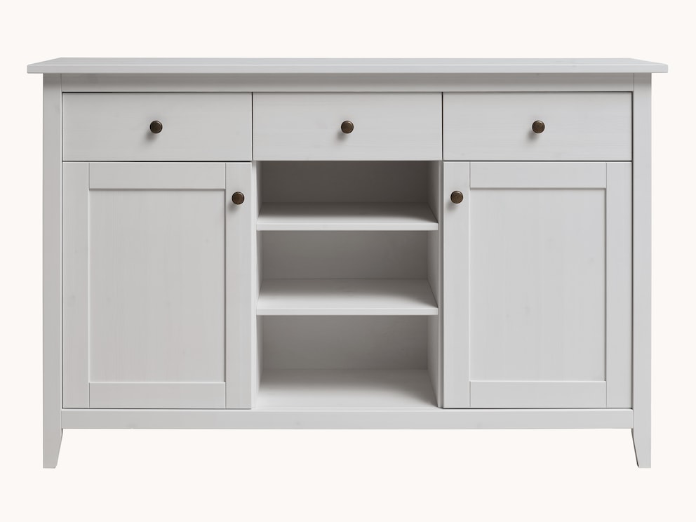 Dressoir Tusa van massief grenen brengt nieuwe opbergruimte in uw kamer
