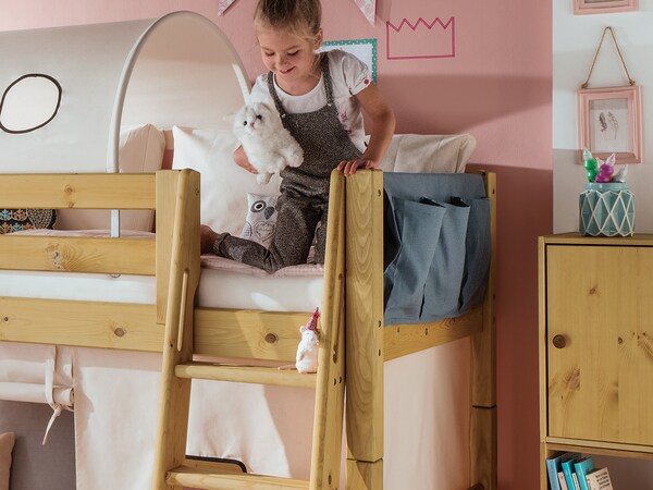 Stoffen tas voor slimme opbergruimte direct bij het bed, hier kleur petrol