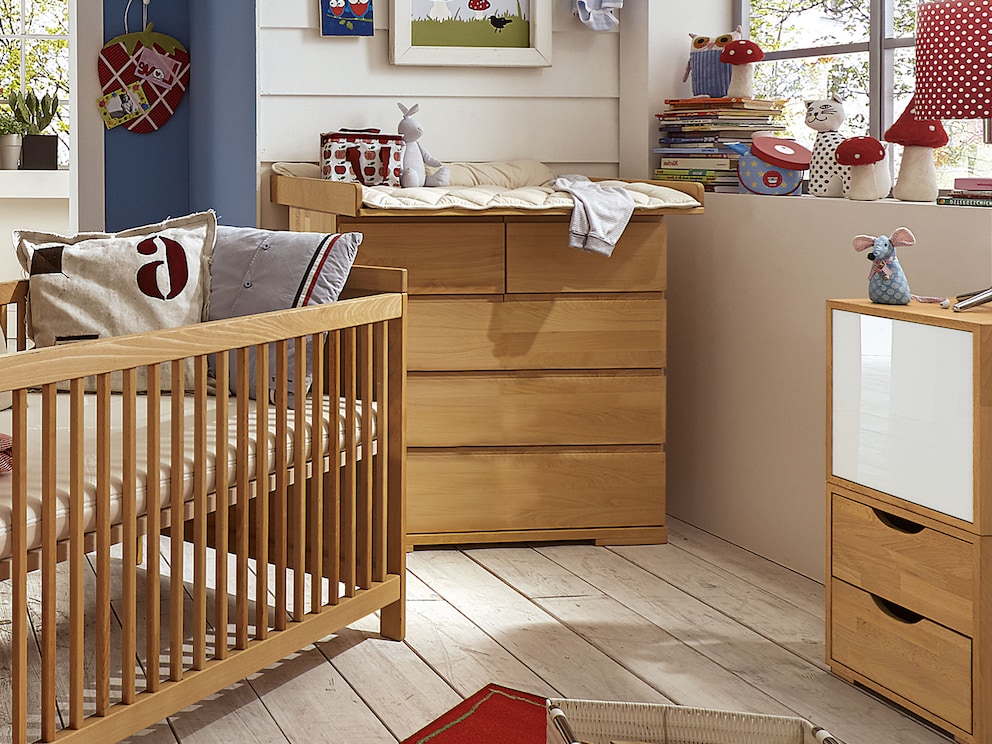 Notre élégante commode à langer Nenato ici variante 02