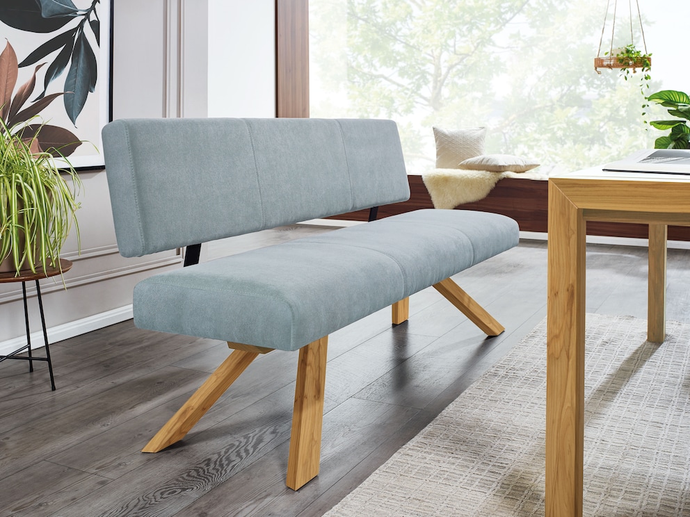 Des pieds de banc évasés très tendance donnent une ambiance scandinave à votre intérieur<br>Artisanat traditionnel et travail de menuiserie de haute qualité