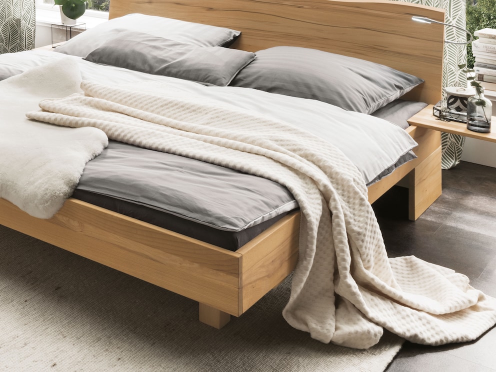 Élégante couverture polaire en coton « Cotona-Certa » ornée d'un beau coloris naturel et d'une structure sophistiquée