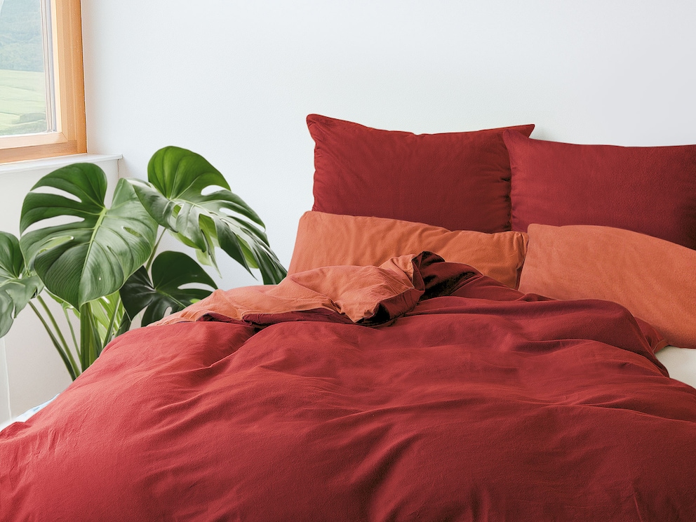Flanel beddengoed Calida in de kleurencombinatie rood/oranje