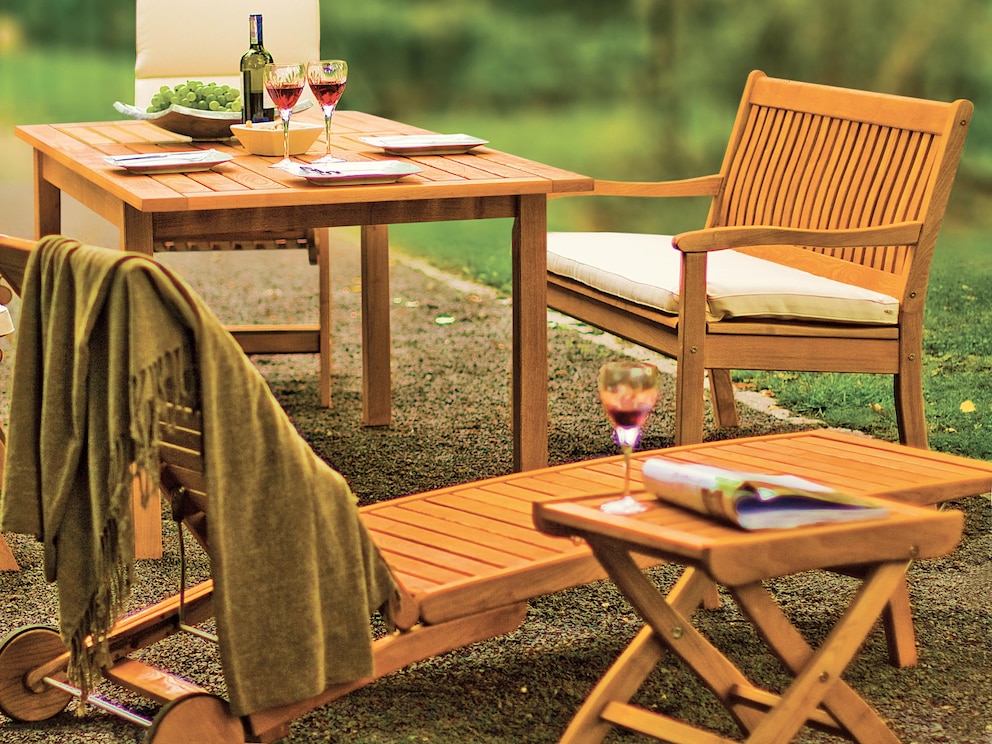 Complément utile à votre chaise longue de jardin et espace supplémentaire pour les invités surprise