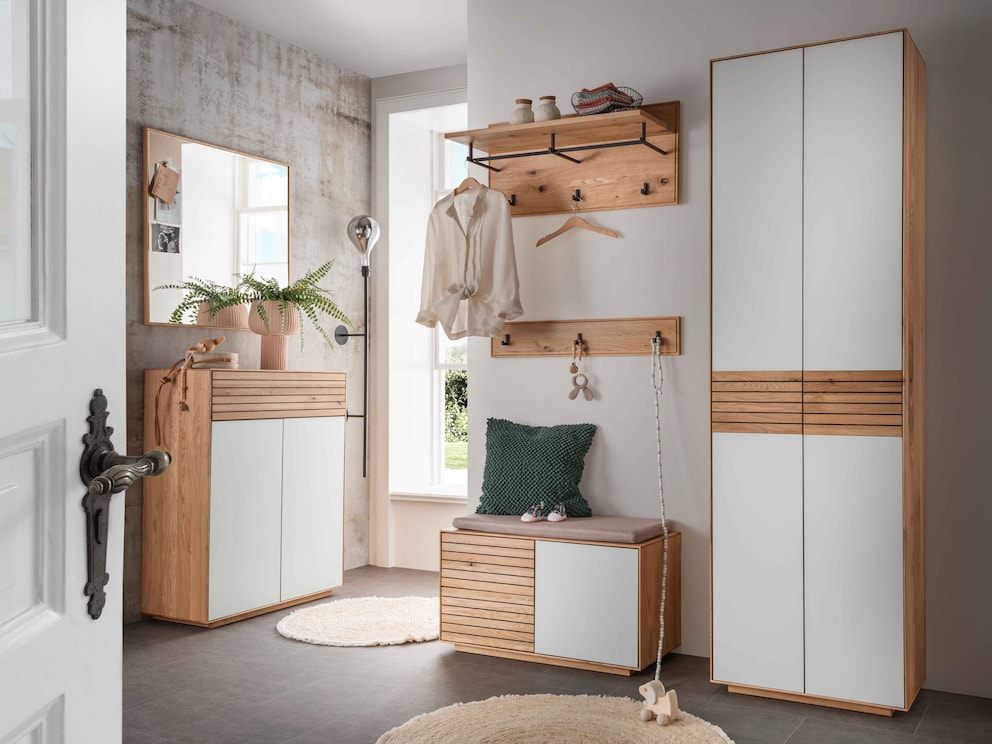 De halkast Fiella zorgt voor een uitnodigende sfeer in de hal