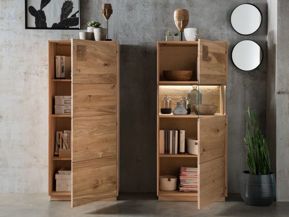  Beide versies 01 en 02 bieden 4 ruime kastvakken