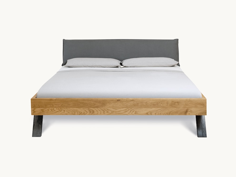 Neras bed in wilde eik - vooraanzicht