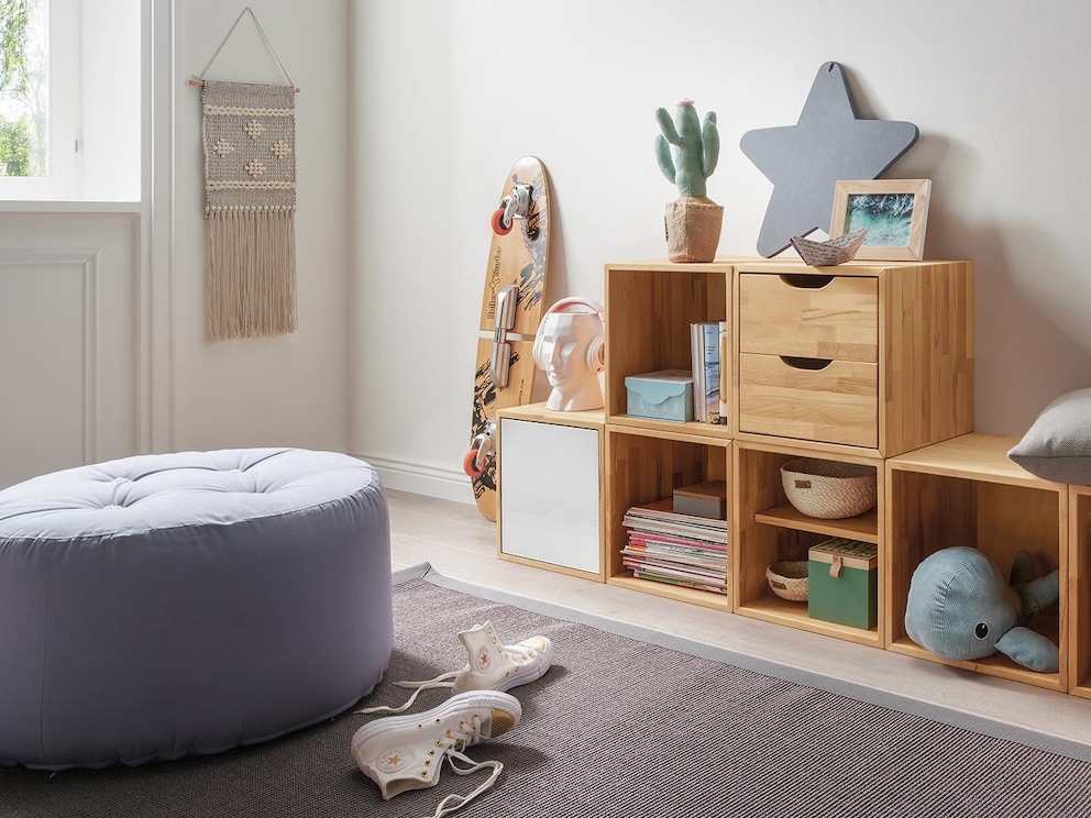 De poef is een echte verrijking in de kinderkamer - ideaal als zitplaats voor volwassenen
