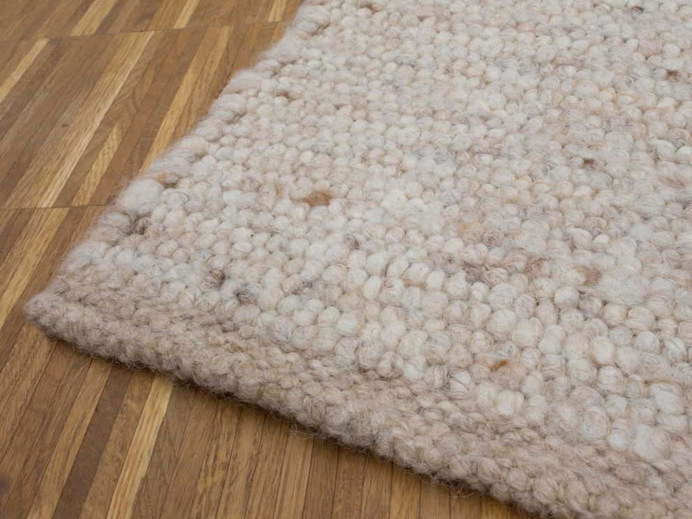 Lisière de finition robuste et résistante