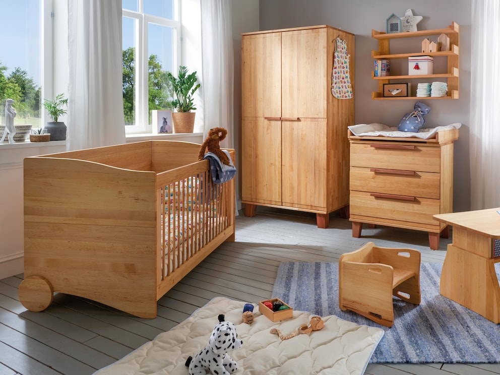 Ombouwbaar, doordacht kinderbed Ludus 02 van massief Europees elzenhout