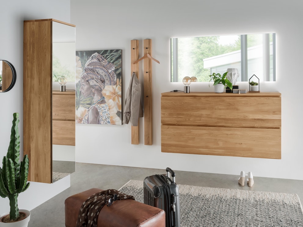 Combinaison de vestiaires bien pensée en chêne sauvage noble - ici la variante moderne 12