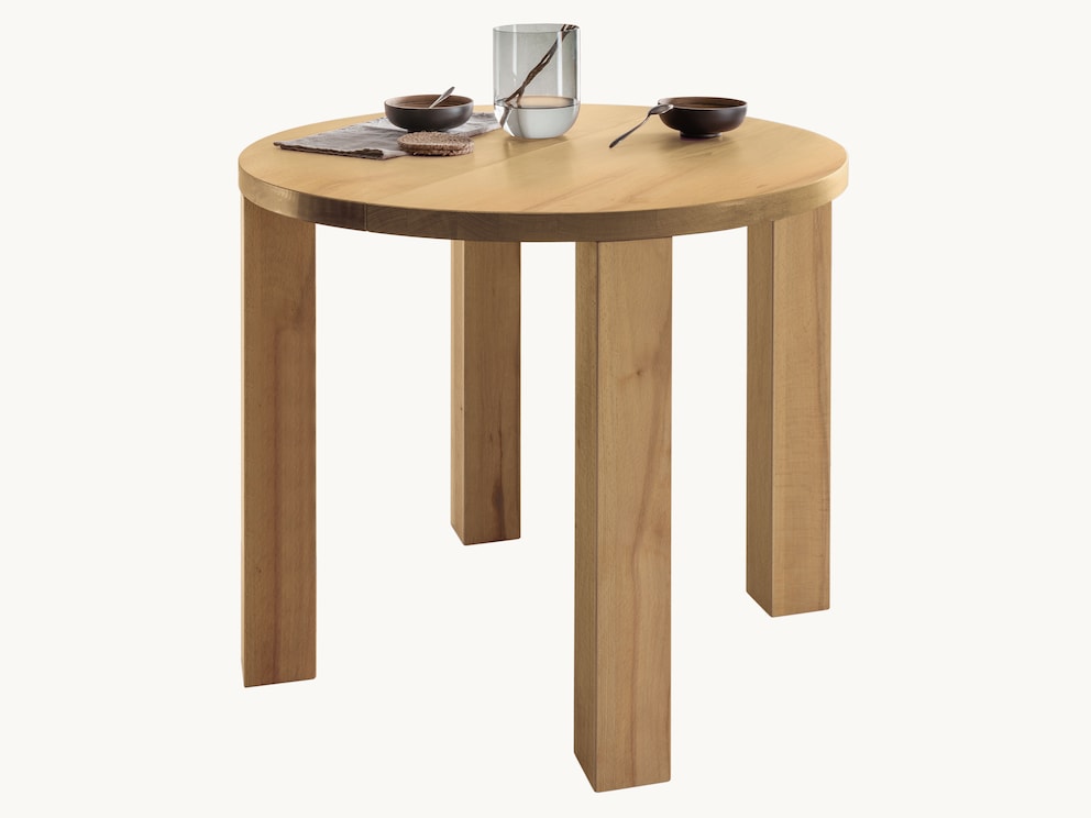 Tafel Rondo in massief hout met een expressieve vorm