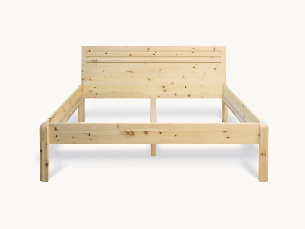 Bedframe zonder lattenbodem Massief houten bed Pino